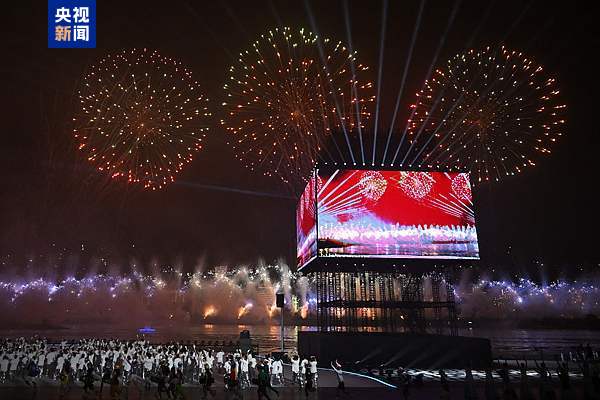 惊艳现场、高燃瞬间！成都世运会开幕式精彩看点全记录
