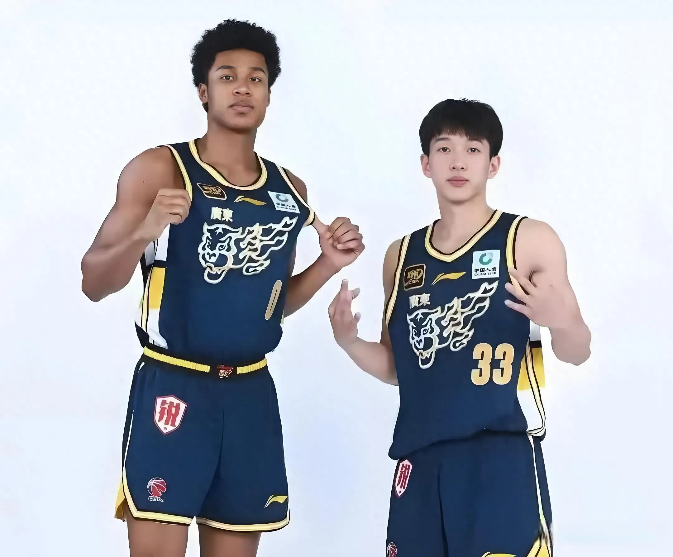 CBA夏联！广东战青岛 杜锋重用4小将 陈家政复出 任骏飞出战 徐昕缺阵