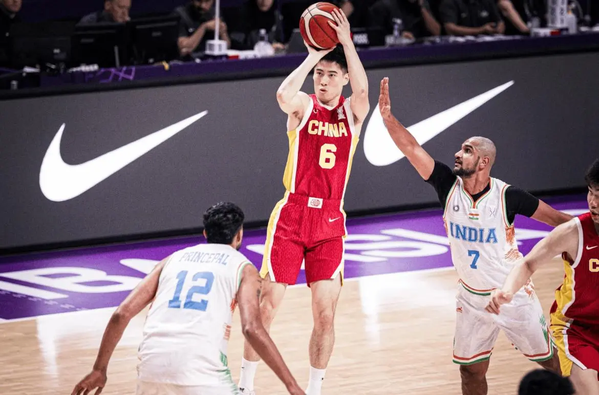 两战狂轰26分+五记三分！中国男篮又一靠谱射手诞生，郭士强眼光真毒辣