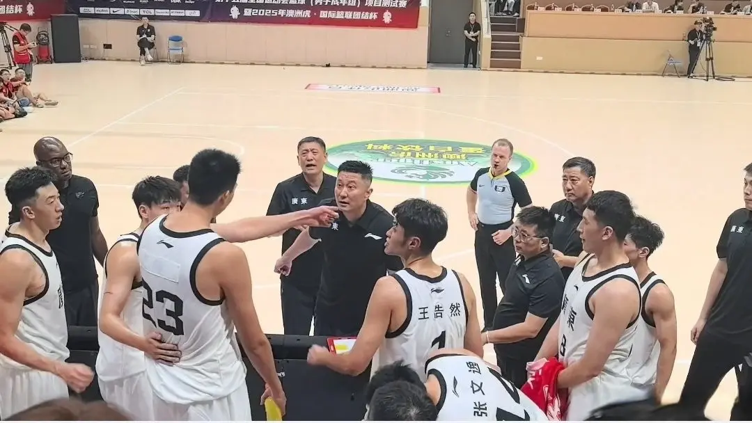公开怒怼杜锋之人，无缘夏联名单，他真的要被广东男篮放弃了吗？
