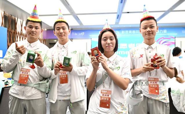 9000名“小青椒”点亮世运会，青春舞台绽放，他们为何如此骄傲？