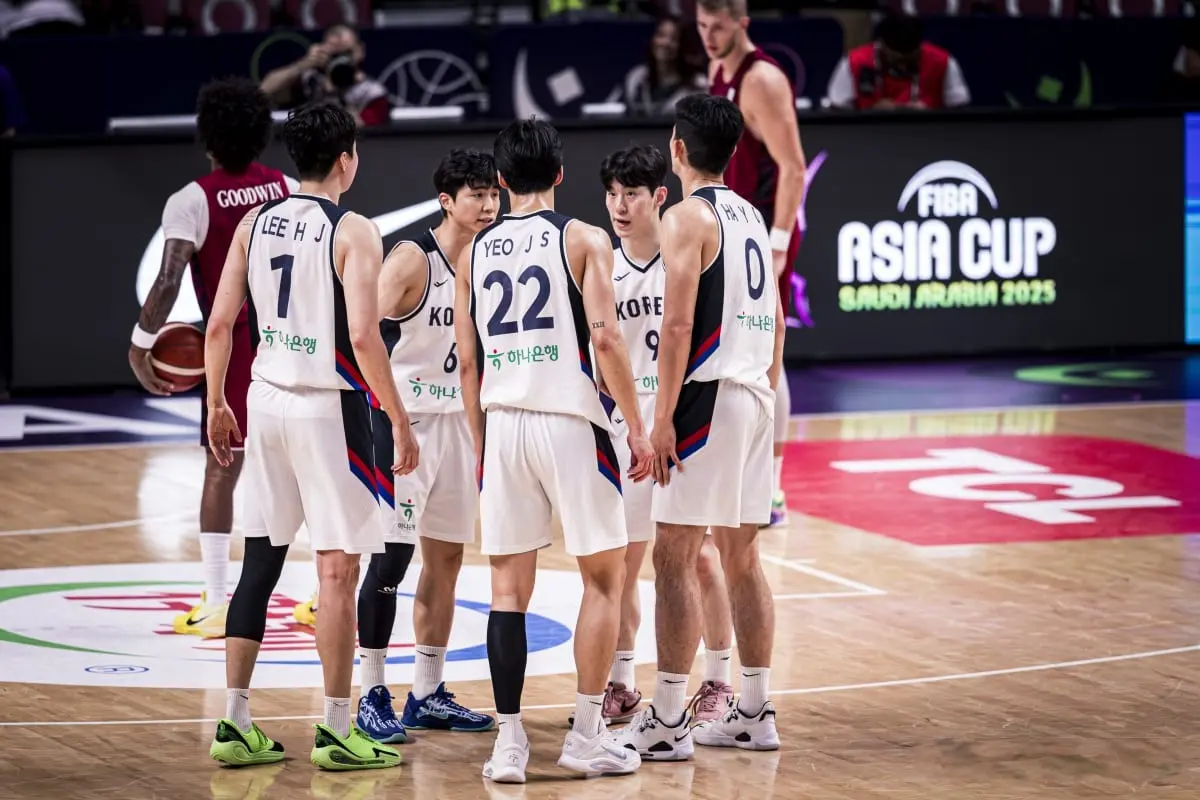 14分大胜！男篮劲敌斩获首胜，双核合砍46+13，CBA强人19+7难救主