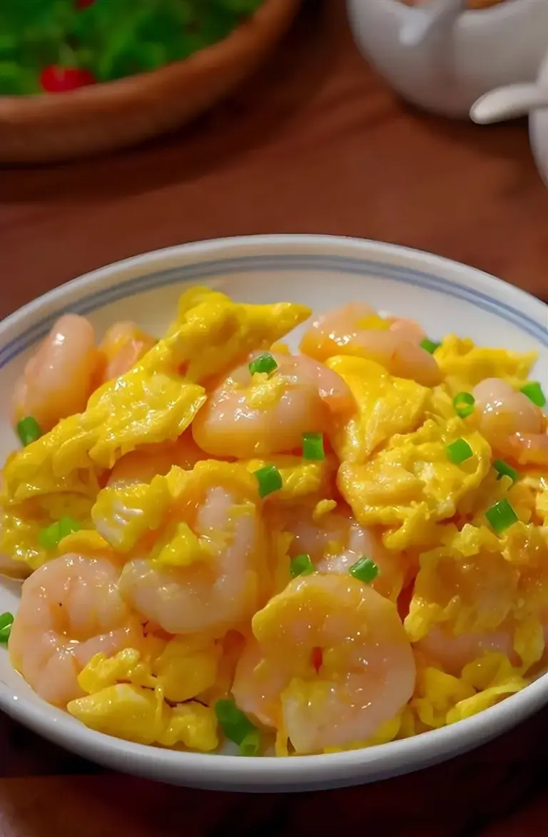 立秋后要养骨，常吃这4样家常菜，腿脚更有劲，精神头足