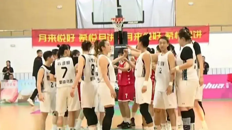 110比50！全运会：李梦仅打5分钟，四川女篮五连胜，狂赢新疆60分
