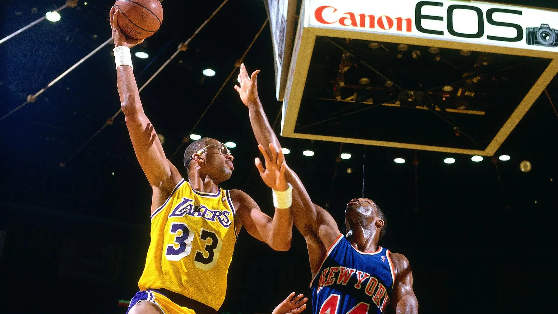 姚明压线入选！美媒评NBA中锋TOP25：约基奇现役第一奥尼尔排第3