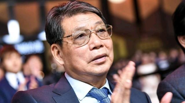 昔日上港功勋锋霸本赛季沦为替补，未来可转型当教练，值得期待