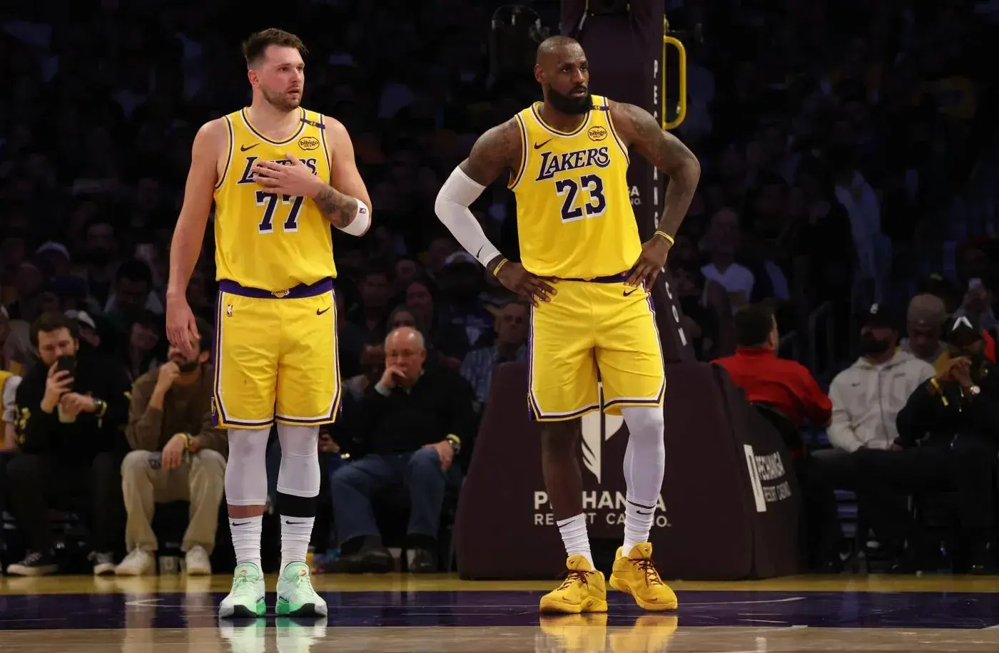 东契奇阻止詹姆斯退役？2025-26赛季结束后，继续征战NBA