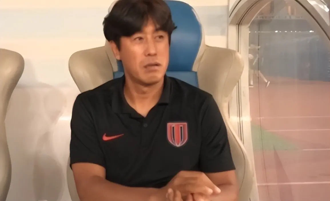 比赛还没开打，成都蓉城先迎来两个坏消息，取胜青岛海牛难度大增