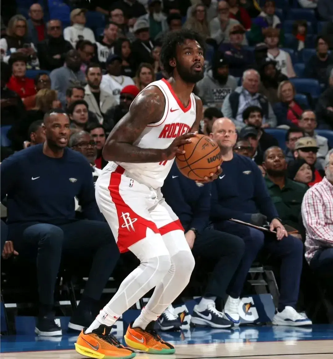 ESPN记者Tim：签约芬尼·史密斯和卡佩拉是火箭今夏最差的交易