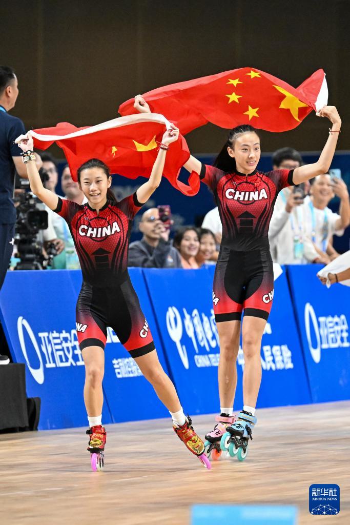 成都世运会｜自由式轮滑——女子速度过桩决赛：中国选手获得亚军、季军