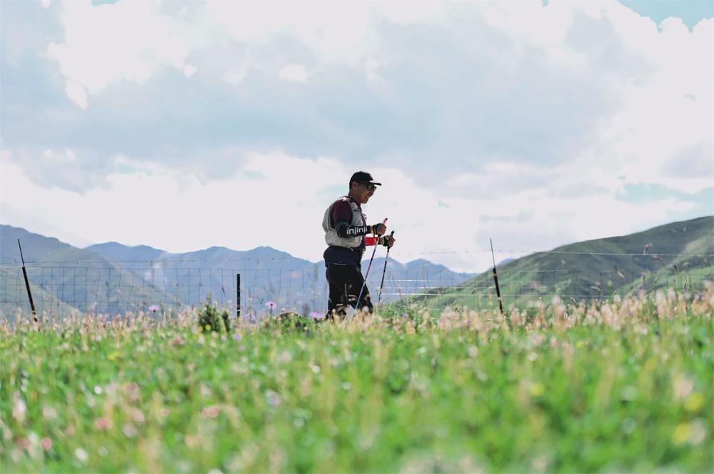 中国首个海拔超4000米越野跑开赛