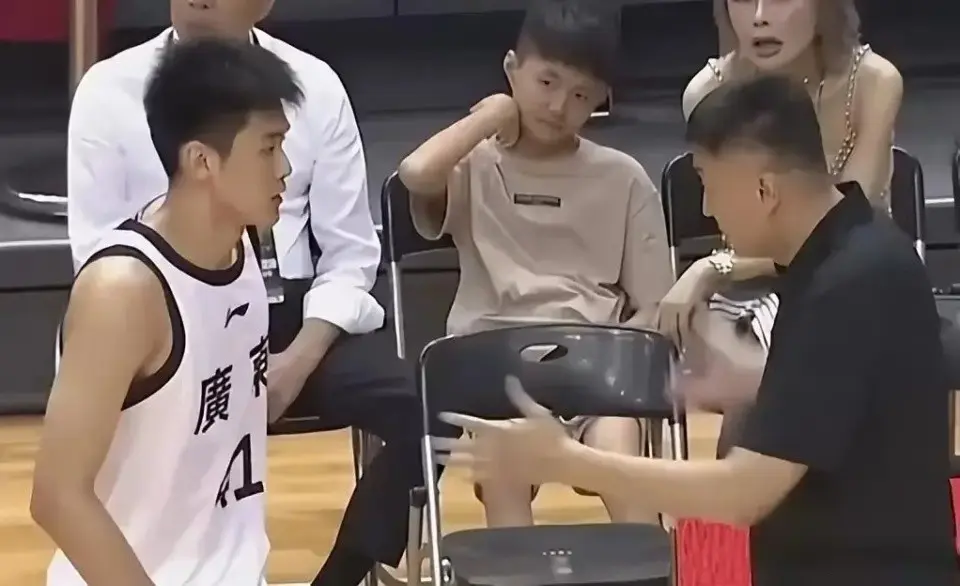 广东内线新星持续爆发，租借徐昕或是最优解；北控匹配陈国豪报价
