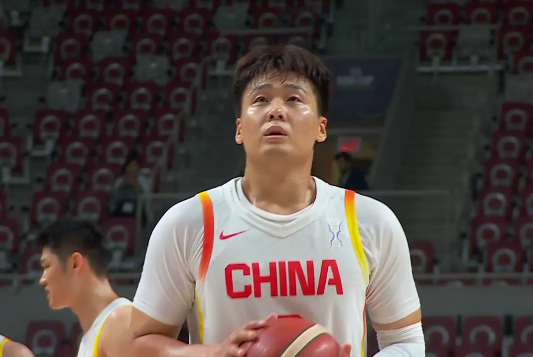 中国男篮98-84击败新西兰队，时隔10年，再一次闯进亚洲杯决赛