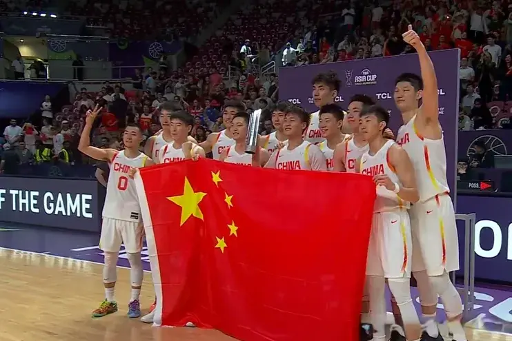 数据全面占优！中国男篮投篮命中率高达57%，三分46%，篮板多9个