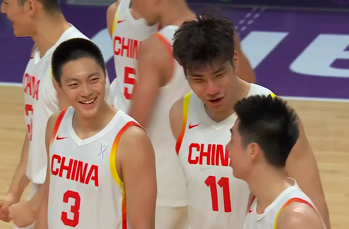 中国男篮98-84击败新西兰队，时隔10年，再一次闯进亚洲杯决赛