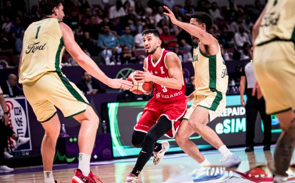 男篮亚洲杯第一惨案！伊朗44分惨败被淘汰：澳洲晋级决赛PK中国队