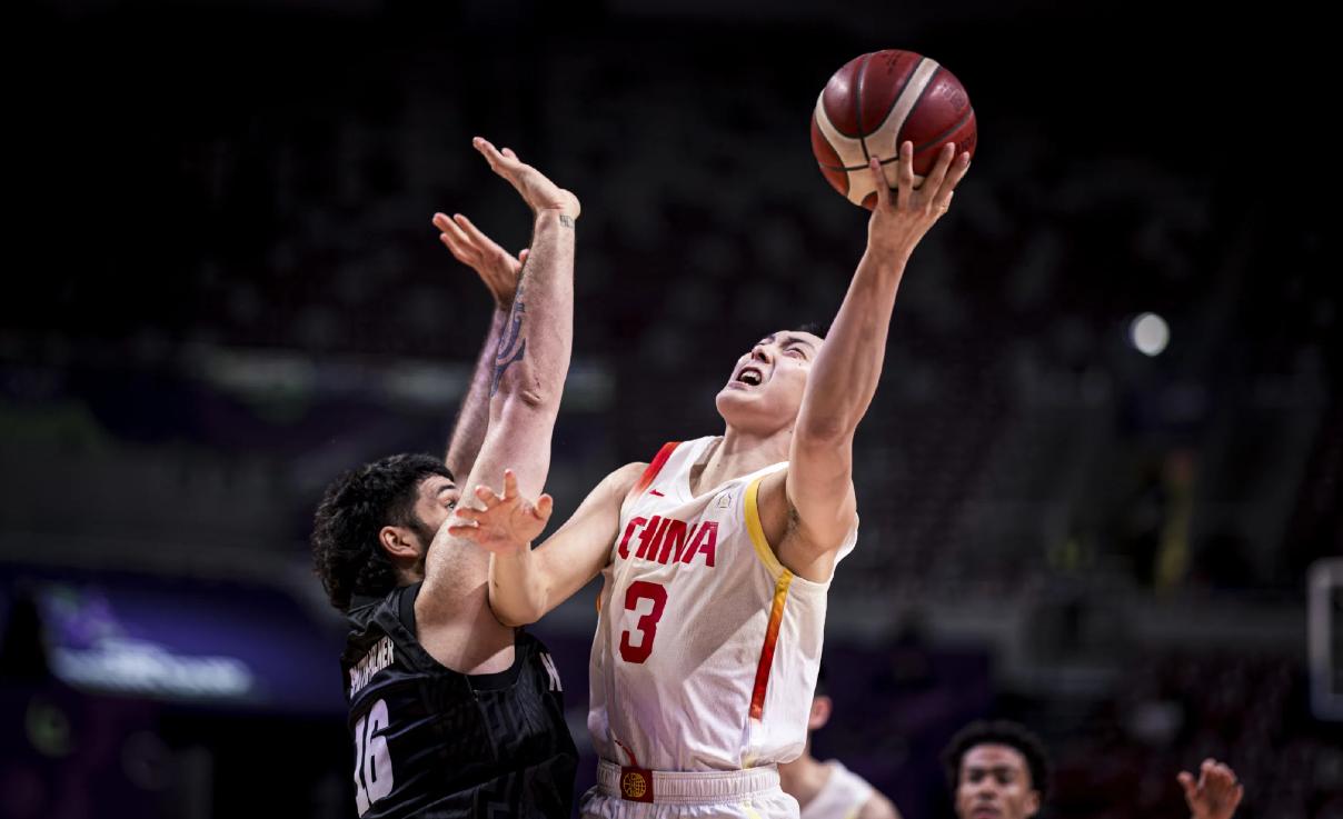 从7中0到8中5！胡明轩改打替补完成救赎，感谢郭士强信任