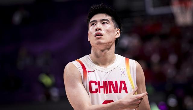 状态起伏也是正常的事情！中国队后场大将在决赛中也许能完成爆发