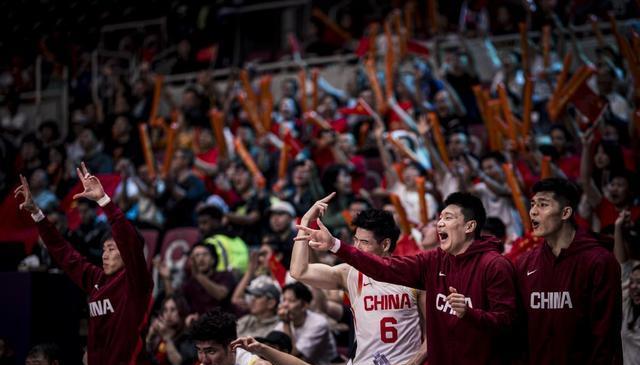状态起伏也是正常的事情！中国队后场大将在决赛中也许能完成爆发