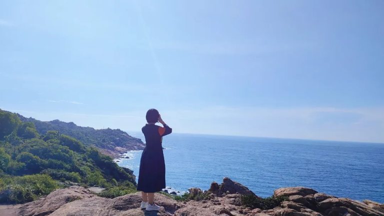 一个扎心的真相：越没钱的人越不愿意相信，真正把人困在底层的，不是恶劣的环境，不是不入流的能力，而是认知差距