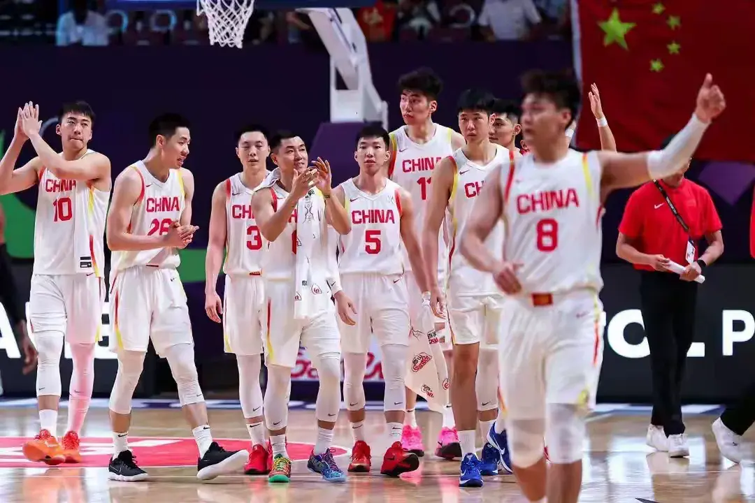 CCTV5直播，中国男篮决战澳大利亚，做好三点有望创造历史！