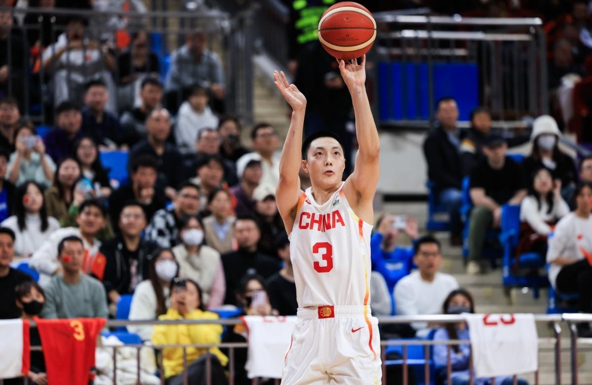 从7中0到8中5！胡明轩改打替补完成救赎，感谢郭士强信任