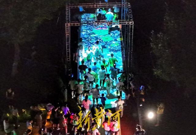 大雨后的坚守！华山景区保障泉水节夜光欢乐跑圆满进行