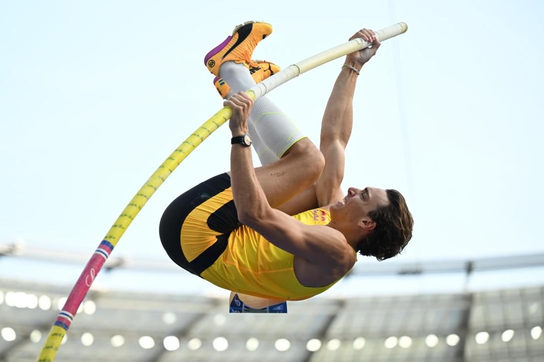 杜普兰蒂斯6.10米获西里西亚站男子撑杆跳冠军，钻石联赛46连胜