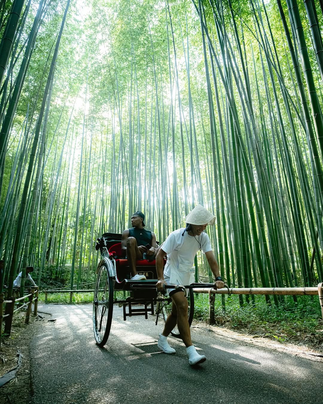 感官全部打开！八村垒Ins晒自己游玩京都的照片与球迷分享