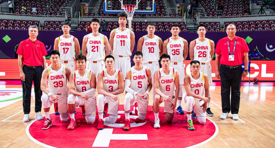 79-71 拿下韩国！中国男篮等了十年，终于再进亚洲杯四强