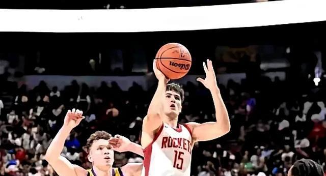 NBA火箭后卫谢泼德迎新赛季最后证明机会&否则下赛季恐怕被交易！