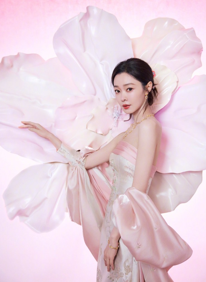 宋轶粉黛佳人新中式千金装