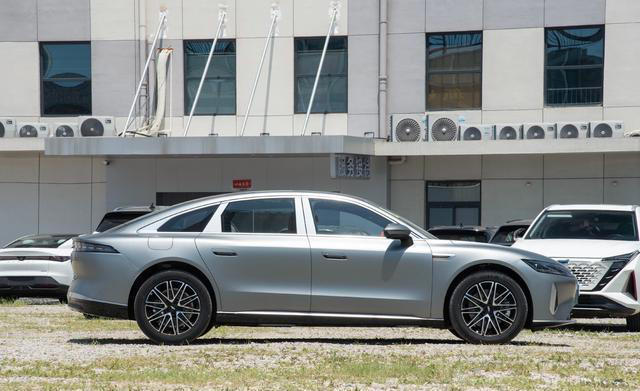 奇瑞版“汉”售价不足15万！车长超5米，搭载1.5T插混+双电机四驱采购|汽车产业|汽车配件|机加工蚂蚁智酷企业交流社群中心