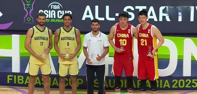 王俊杰为什么哭得很伤心？胡金秋说出原因，一席话太感人了