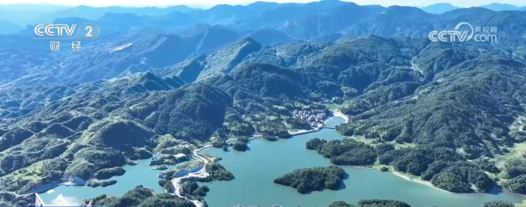 乡村“文旅+”四季生“金”兴业富农 水清岸绿绘就振兴新图景