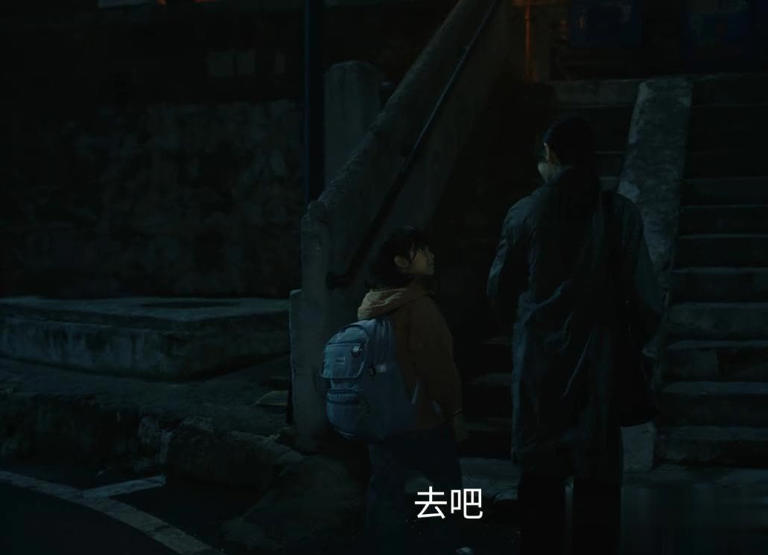利剑玫瑰：白板发发哪有父女情？白板只把发发当工具