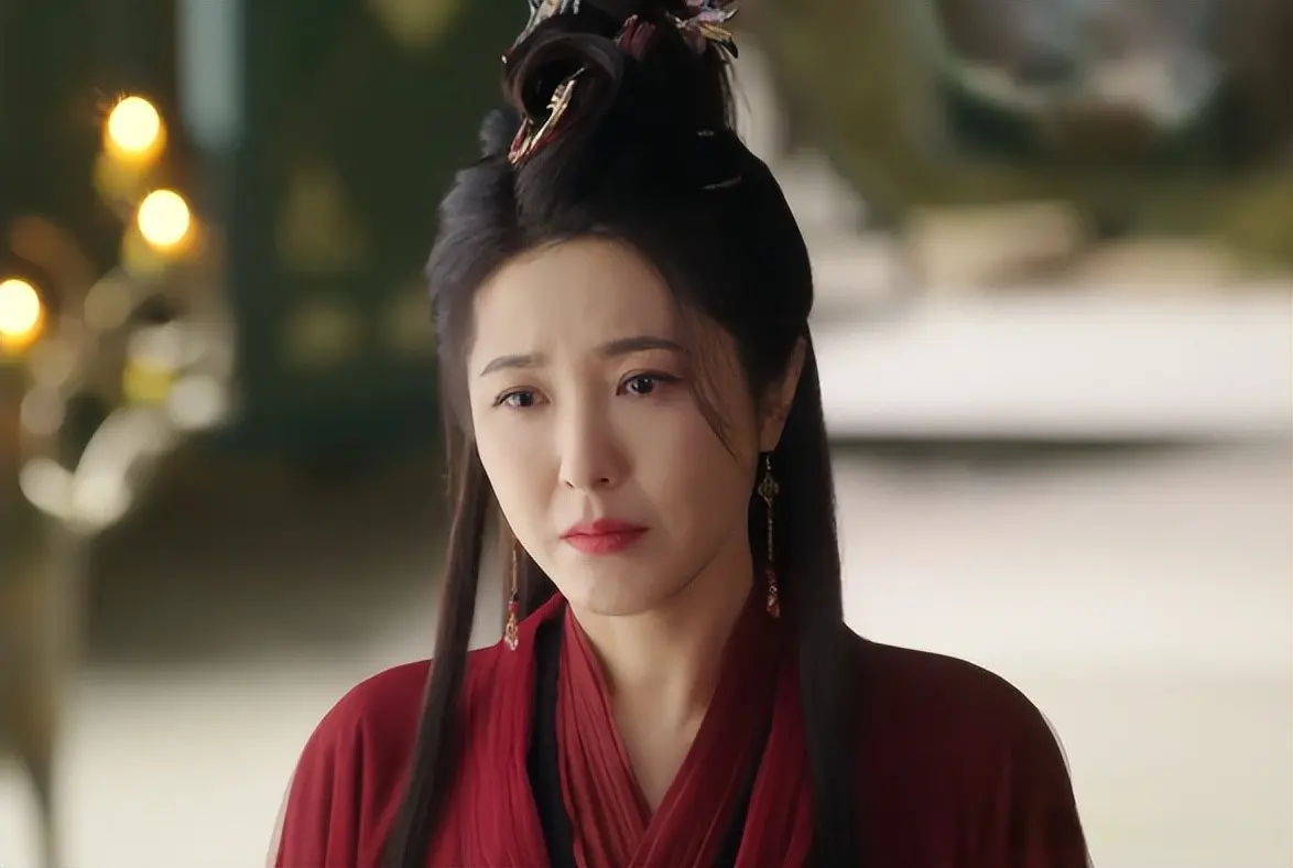 双目无神、宽脸厚嘴，却要演艳压曾黎，《献鱼》谁的审美有问题