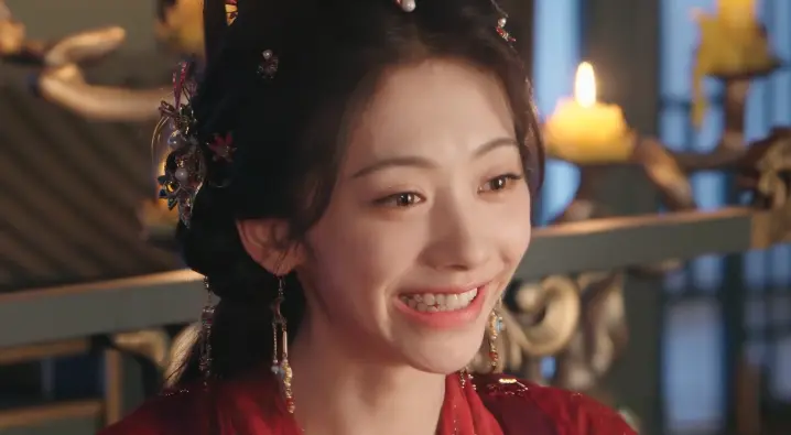 双目无神、宽脸厚嘴，却要演艳压曾黎，《献鱼》谁的审美有问题