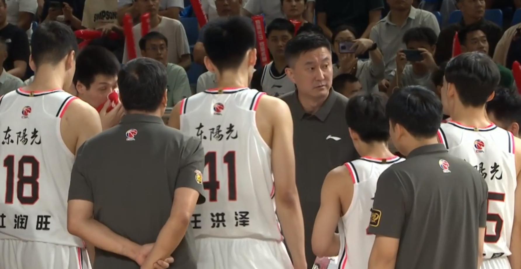 20分8篮板！CBA“暴力锋线”打服杜锋，保送广东队重返总决赛？