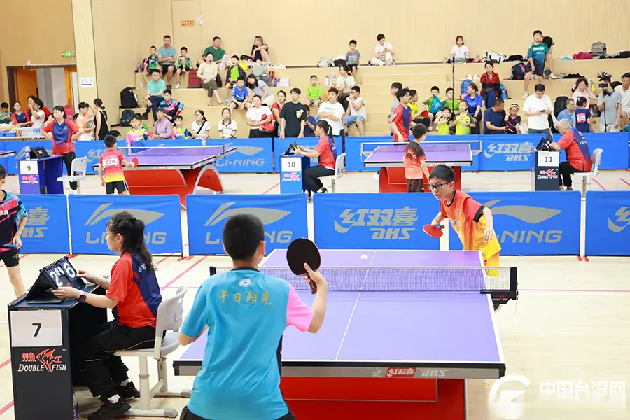 乒动青春聚同心 融情两岸谱新篇——第二届“容国团杯”海峡两岸暨港澳地区青少年乒乓球交流赛珠海启幕