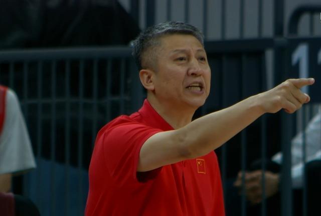 亚洲杯结束后，中国男篮备战世预赛，以下3人大概率被郭士强弃用