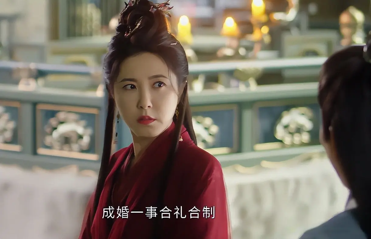双目无神、宽脸厚嘴，却要演艳压曾黎，《献鱼》谁的审美有问题