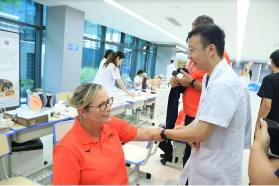 成都世运会：中医专家以推拿膏方打造“可体验的文化名片”