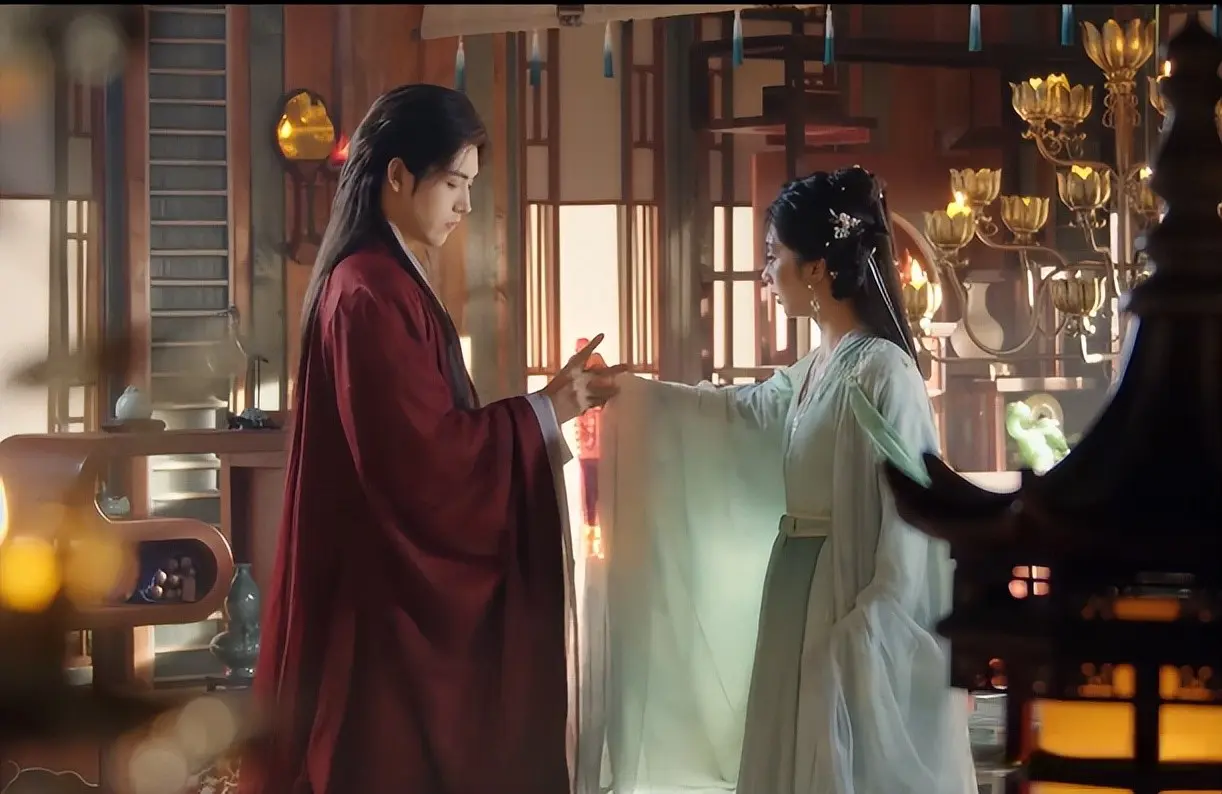 双目无神、宽脸厚嘴，却要演艳压曾黎，《献鱼》谁的审美有问题