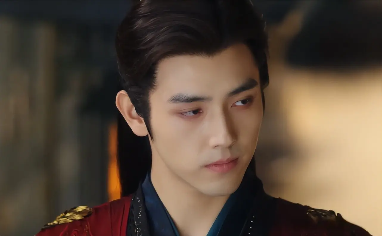 双目无神、宽脸厚嘴，却要演艳压曾黎，《献鱼》谁的审美有问题