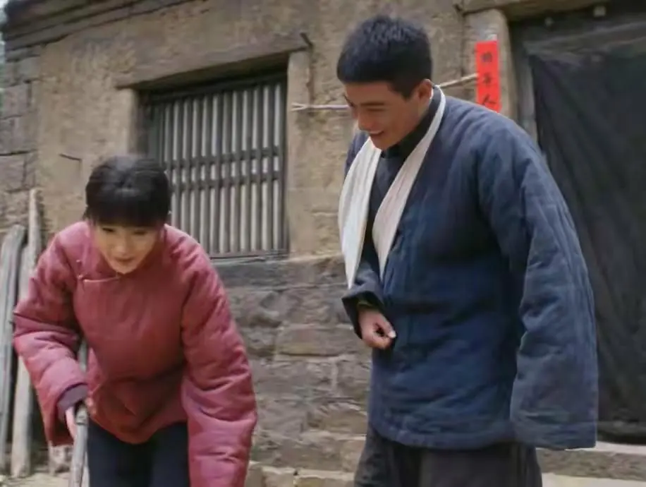 《生万物》原著结局：费左氏毒杀宁苏苏，费文典再婚，宁绣绣最狠