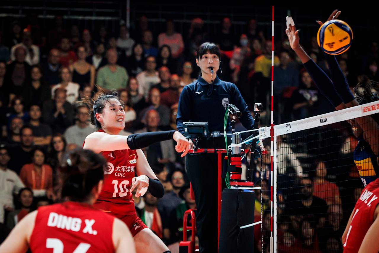 李盈莹14分王云蕗11分 中国女排被FIVB点名 回顾2022世锦赛vs意大利