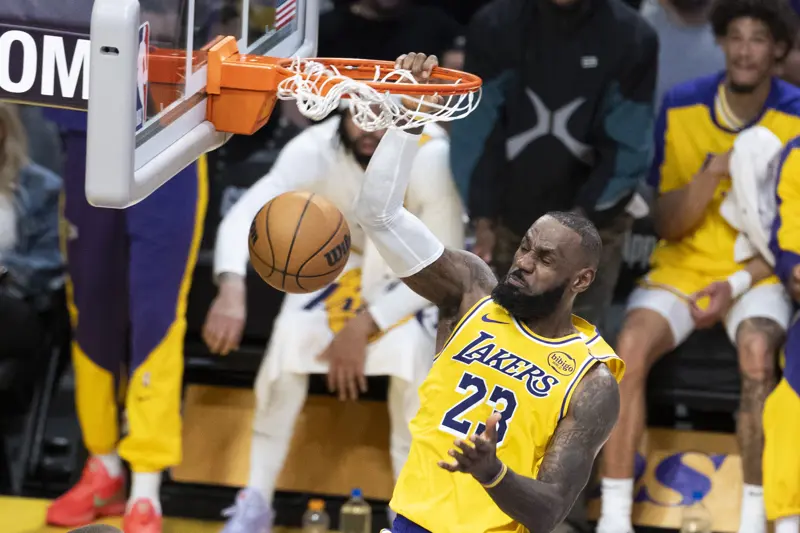 （体育）（2）篮球——NBA常规赛：湖人胜凯尔特人