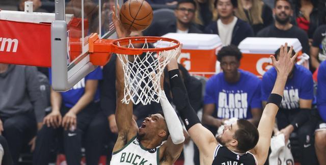 从弹坑到禁区禁飞区！祖巴茨打脸湖人，约基奇当年那通电话太及时