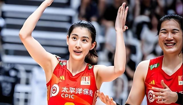 今晚17：00中国女排与泰国热身赛，四“变化”，让人充满期待